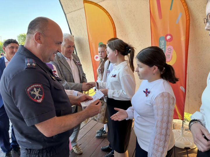 Чүпрәленең 12 яшь кешесе Россия Федерациясе гражданы паспортын алды