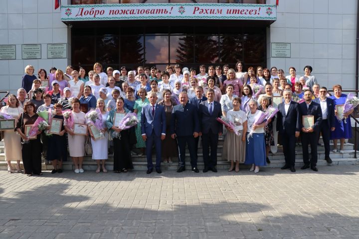 Професси кӑна мар,   чун тӑрӑмӗ те!