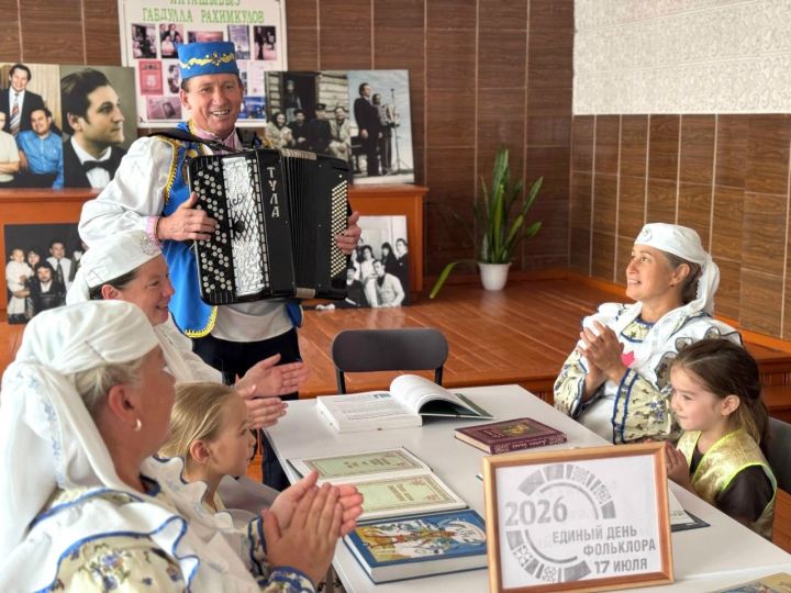 Единый день фольклора ярко отметили в сельских поселениях Дрожжановского района