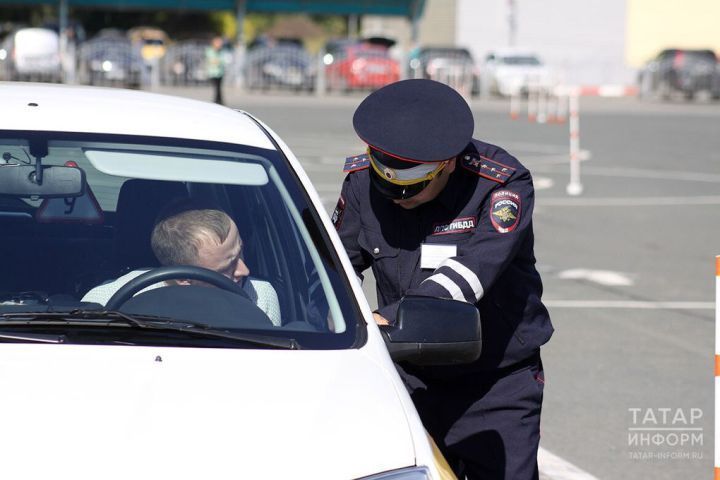 Безопасность начинается с аптечки: ГАИ — о скрытых рисках лекарств за рулем