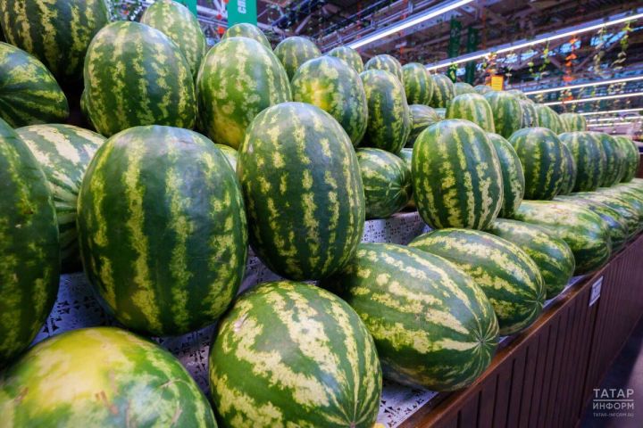 Роскачество: арбузы с повреждениями и разрезы покупать запрещено